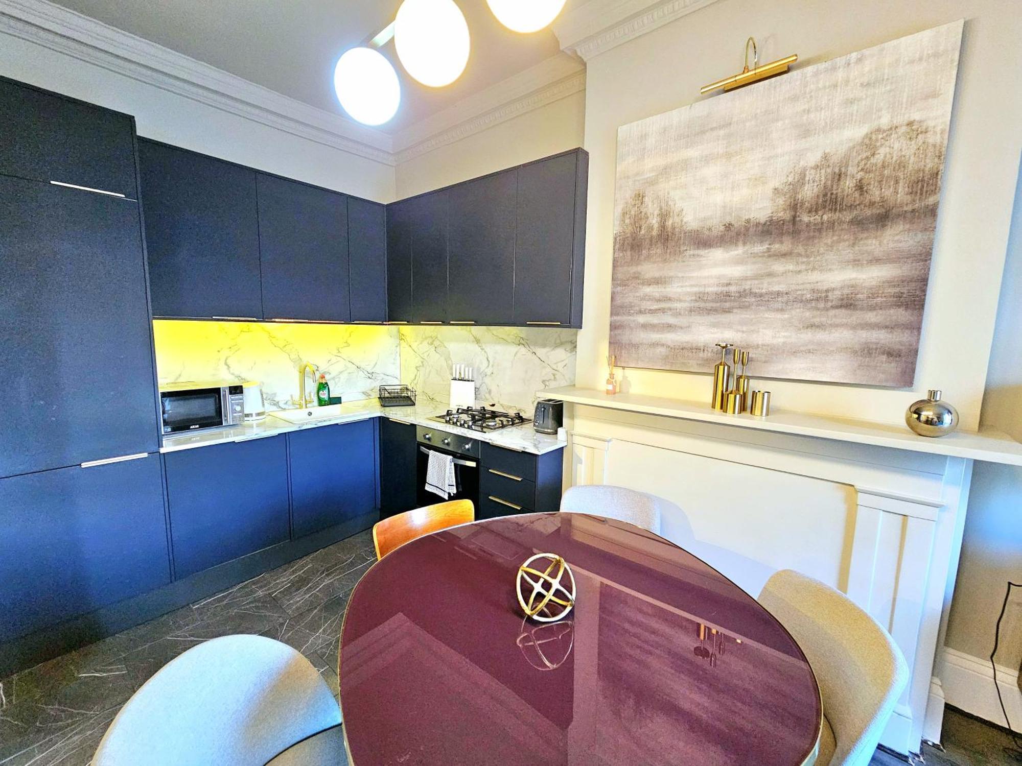 Stylish Hyde Park Home By Tube Stations With Elevator Лондон Екстериор снимка